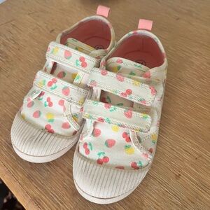 Cat & Jack Cream Fruit Print Velcro Sneakers
